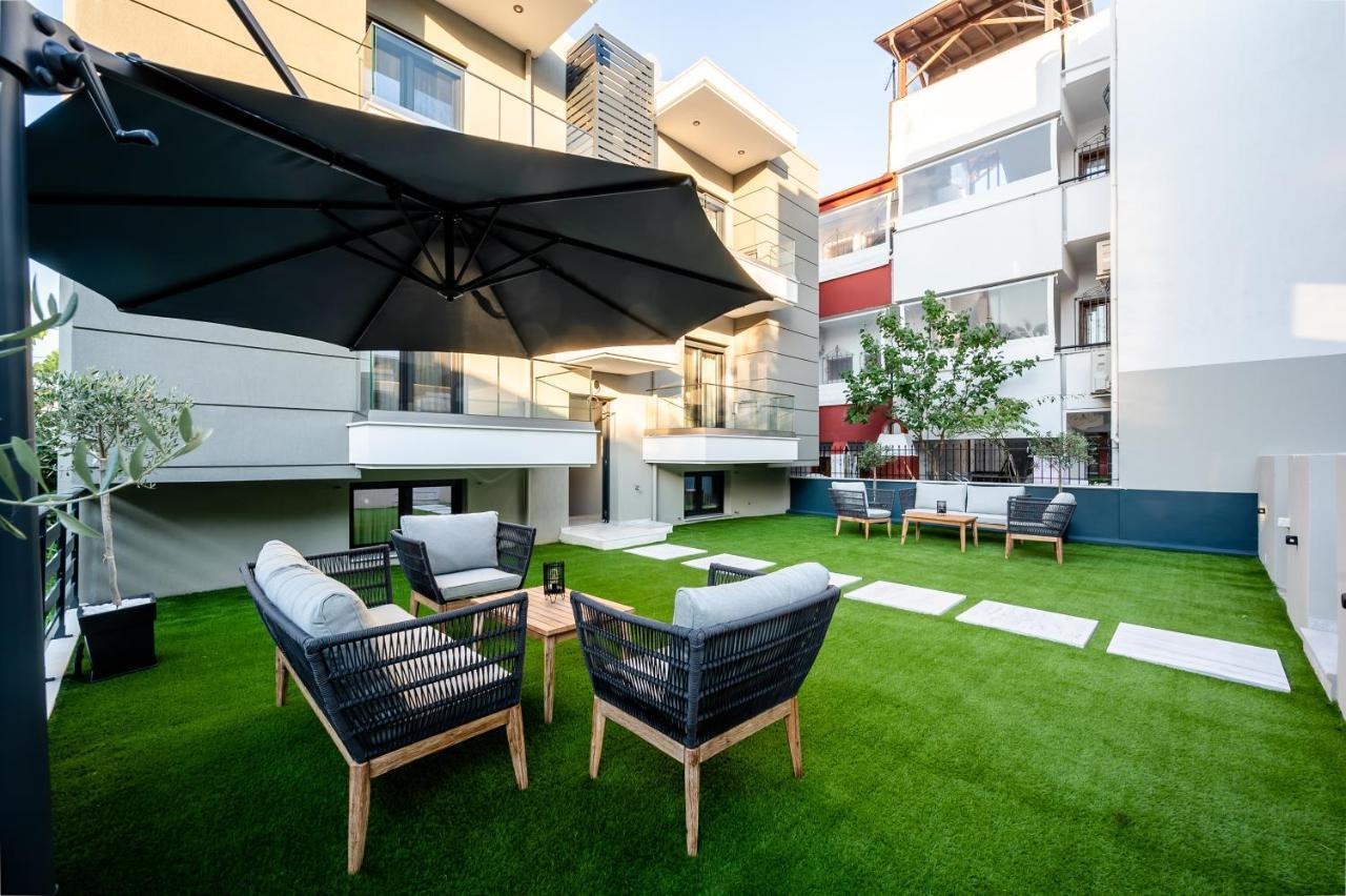 Blue Wave Luxury Suites Nea Iraklitsa Exterior photo